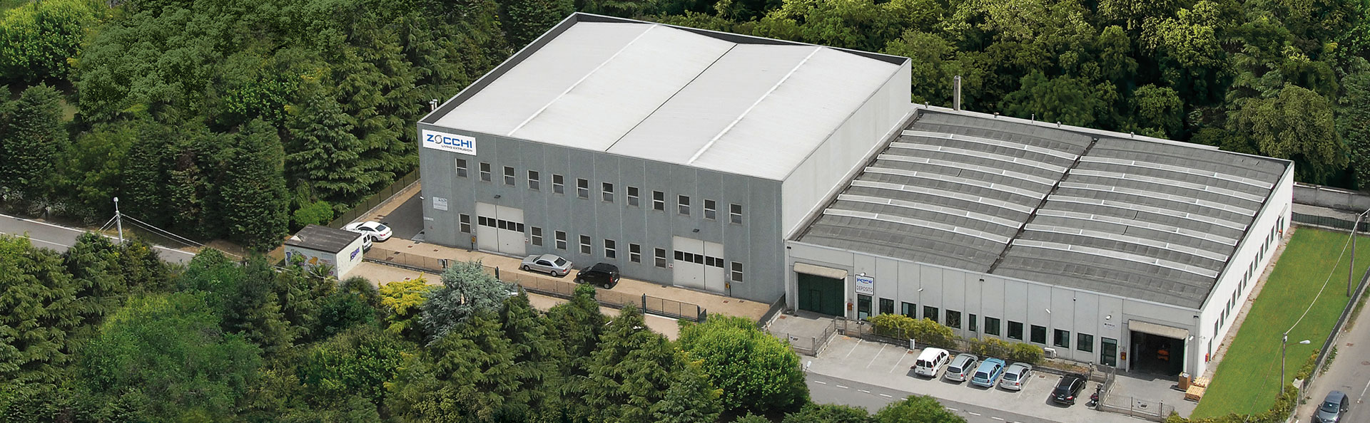 <strong>100 % Italian</strong> design and manufacturing